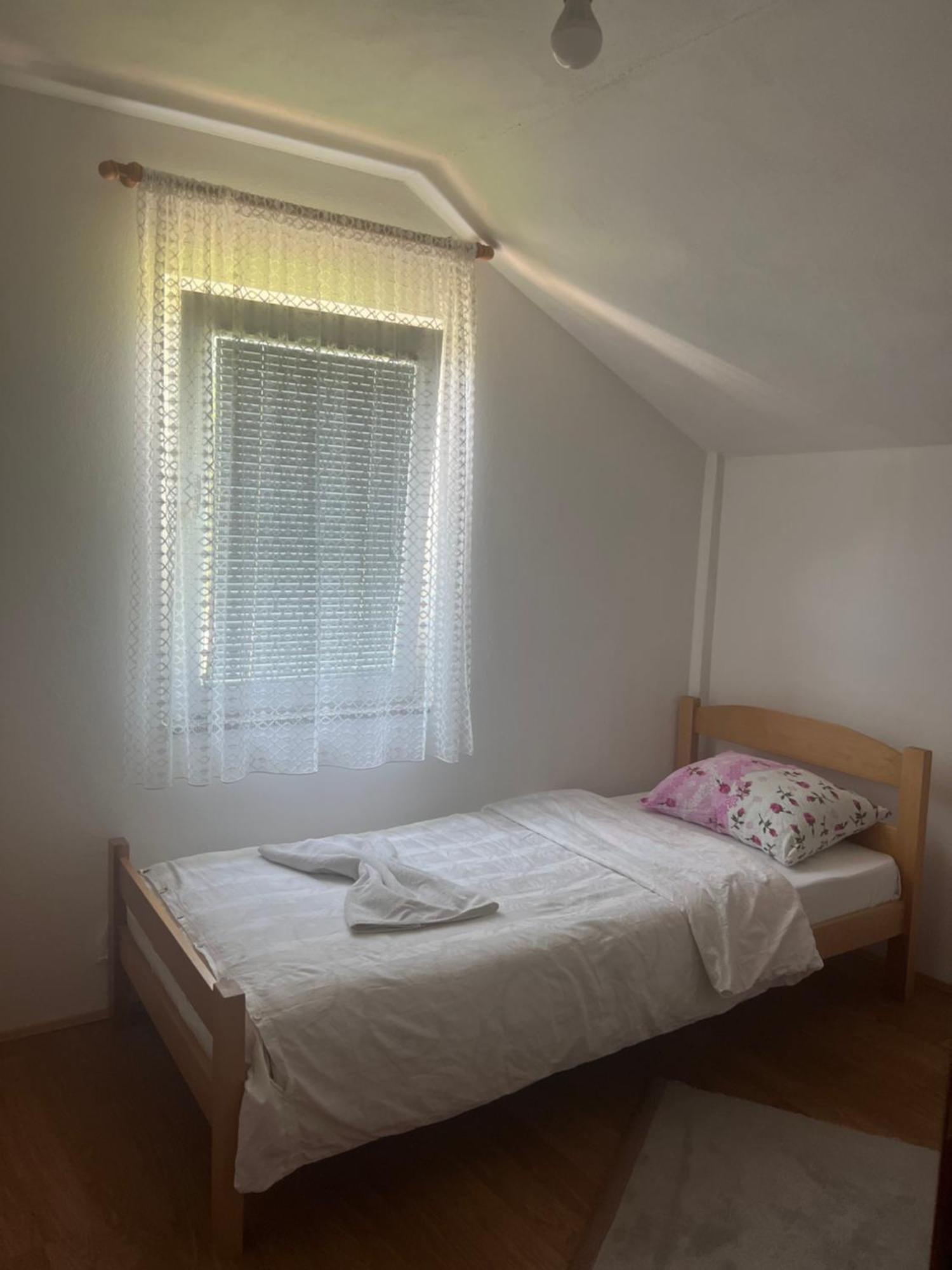 Guest House Kollata Vuthaj Екстериор снимка