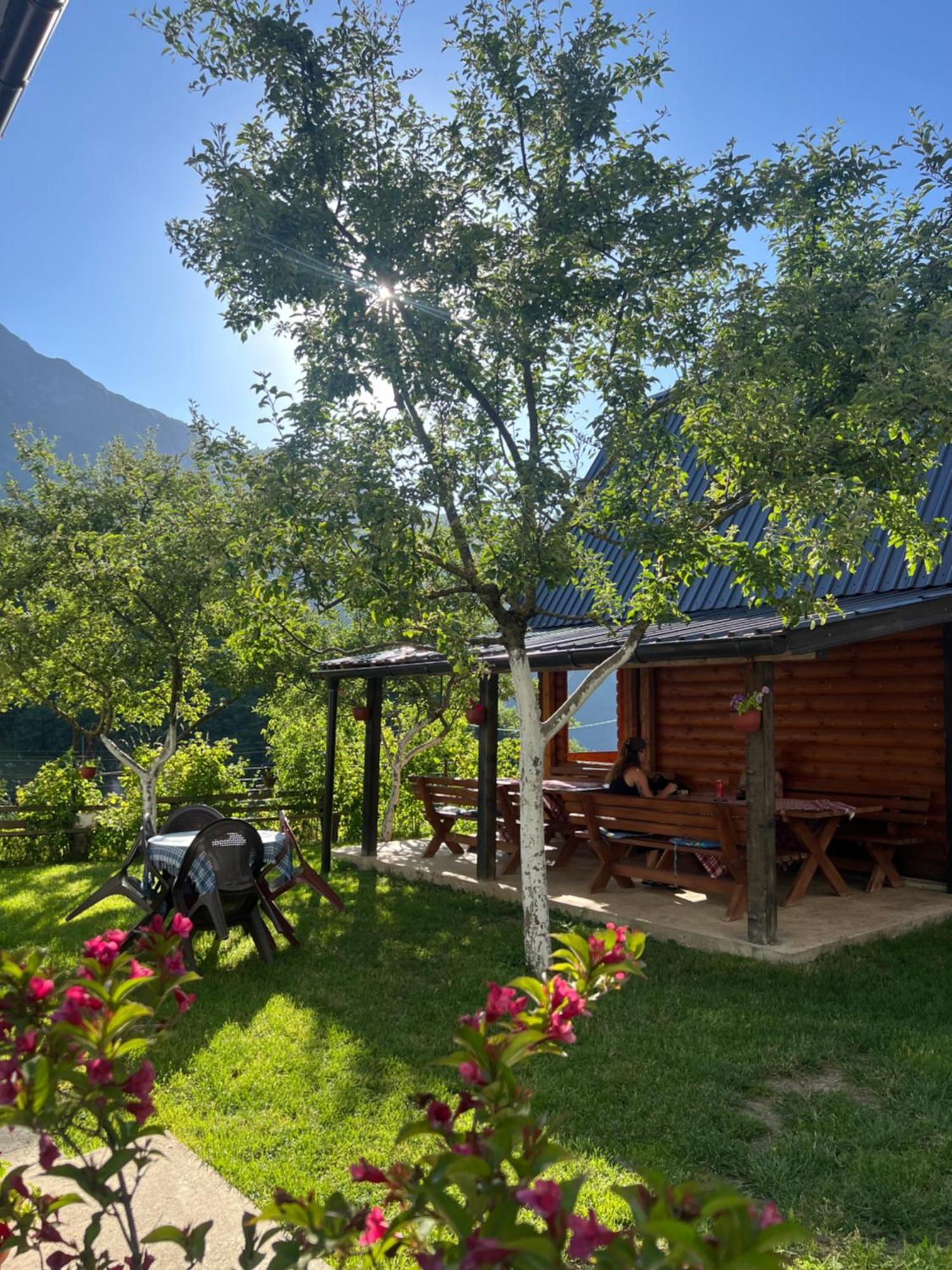 Guest House Kollata Vuthaj Екстериор снимка